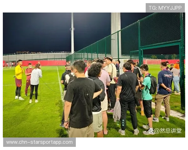 球队恢复日：低强度传球+静态拉伸，科学备战示范