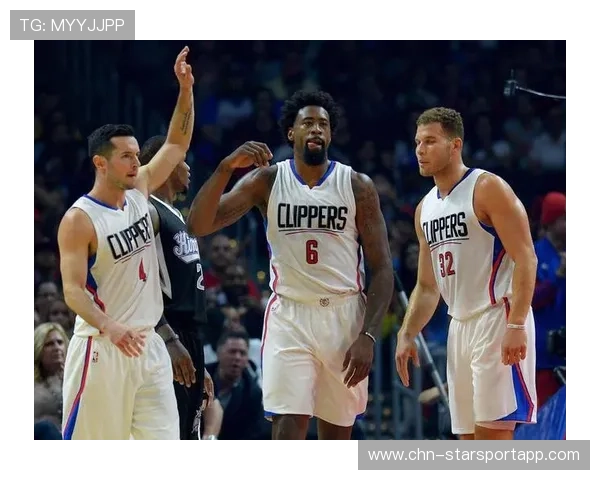 快船转换得分爆发，对手回防慢半拍